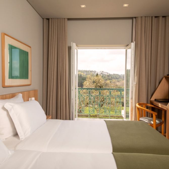 Quarto Twin Quarto Twin