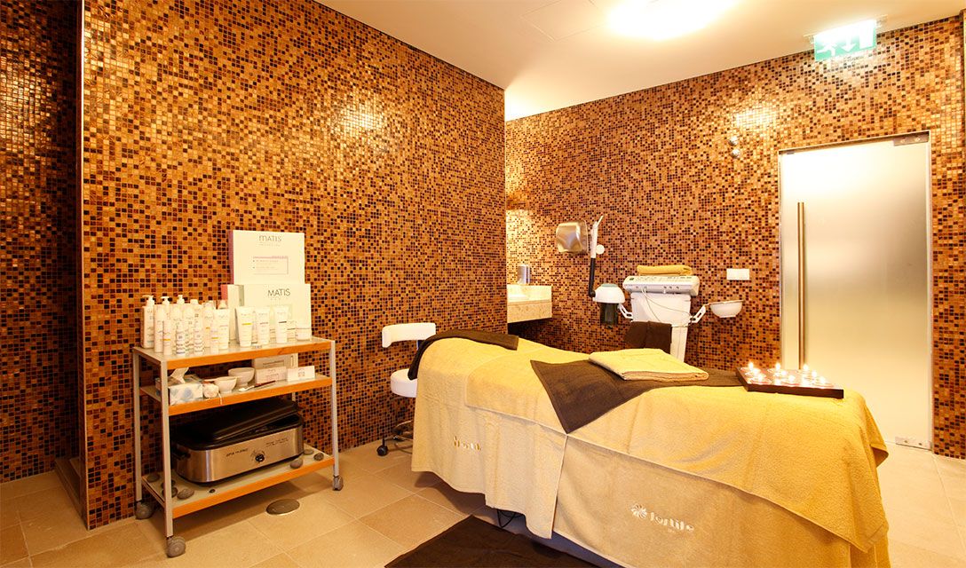 Treatments Room